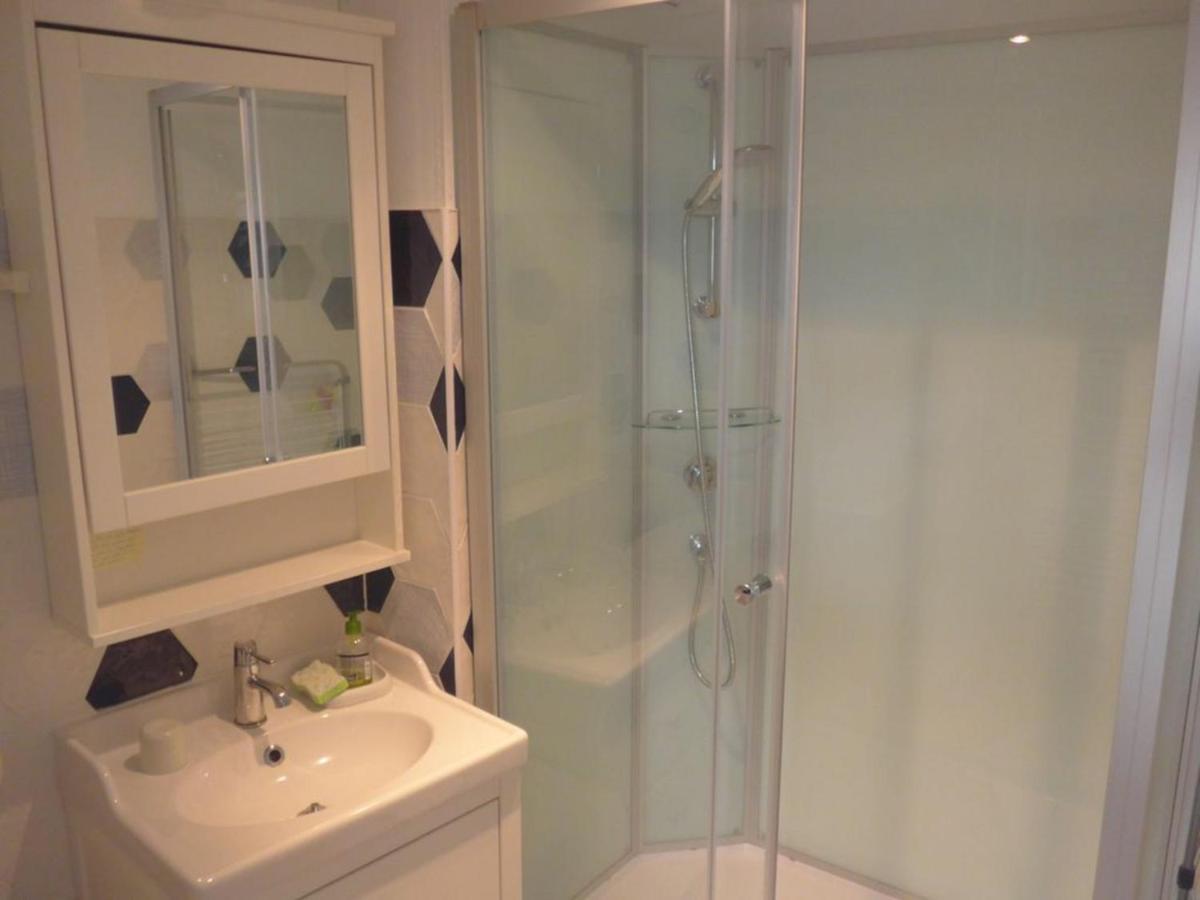 Appartement Cosy En Centre-Ville, Proche Plage, Pour 4 Pers. Avec Cour Privee Et Tout Confort - Fr-1-418-68 ル・パレ エクステリア 写真